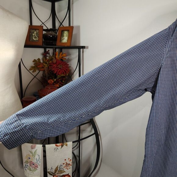 CHAPS Easy Care XL Men's Button-Down Shirt XL Men's Blue Plaid Long Sleeve - Picture 3 of 6
